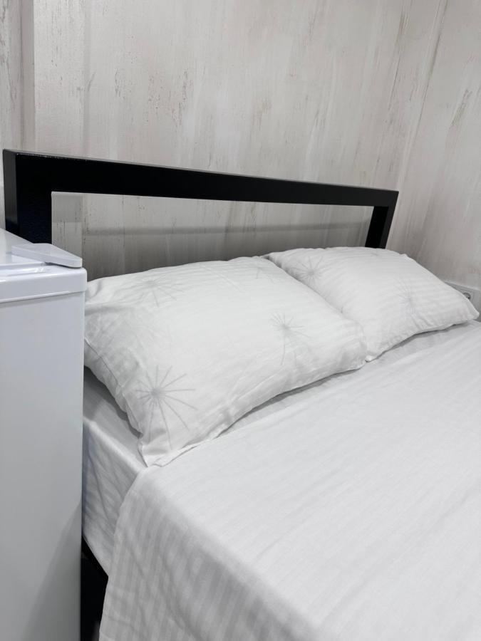 Mandarin Hotel エレバン エクステリア 写真